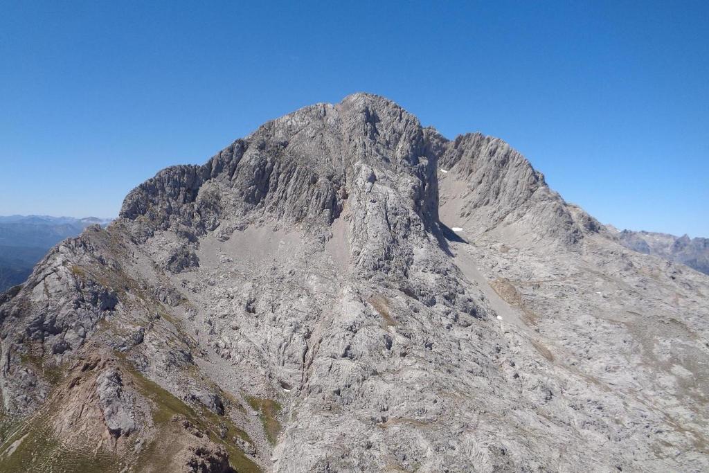 torre salinas picos europa grupo montaña oviedo gijon