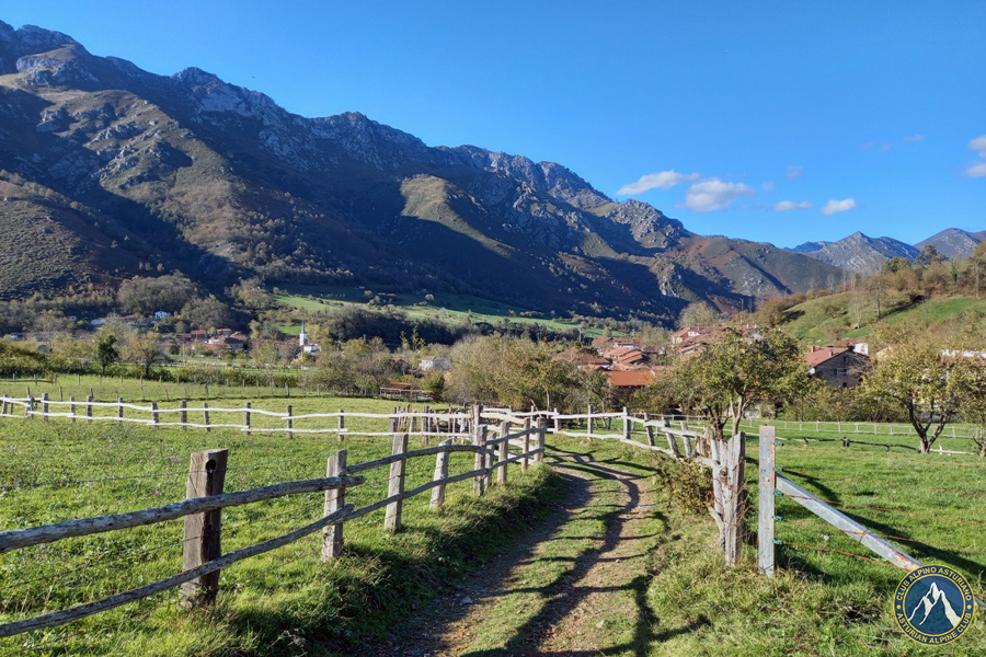 Pico Fresnos Parque Natural Redes senderismo niños Asturias