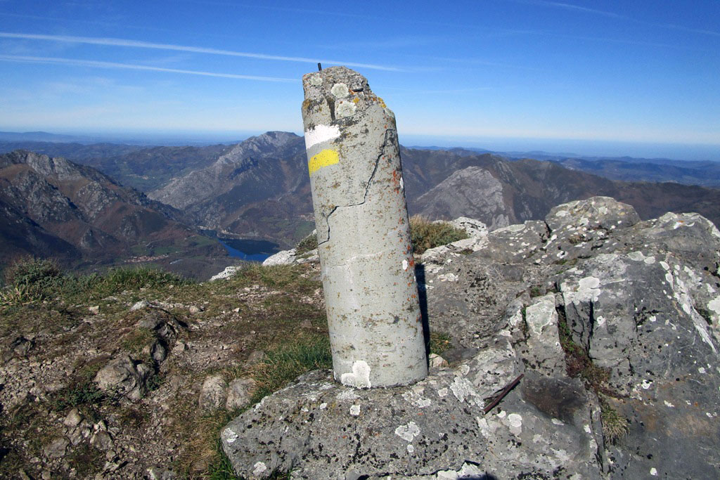 Ruta Cullargayos senderismo niños Asturias