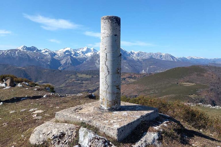 Brañavalera y peña Llago