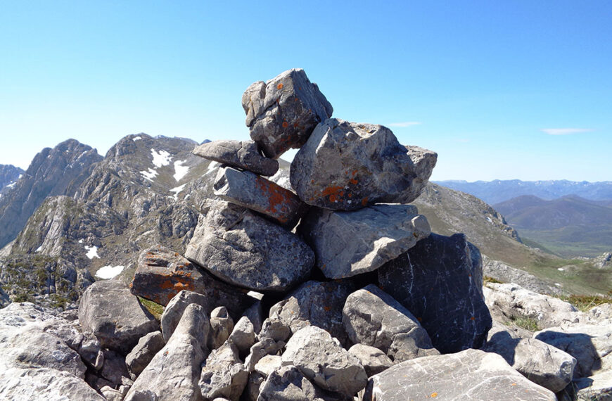 Pico Sobre el Tambarón