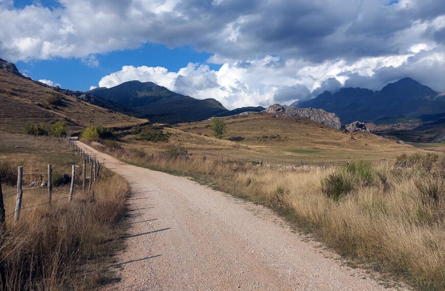 Sendero de Riolago a Candemuela
